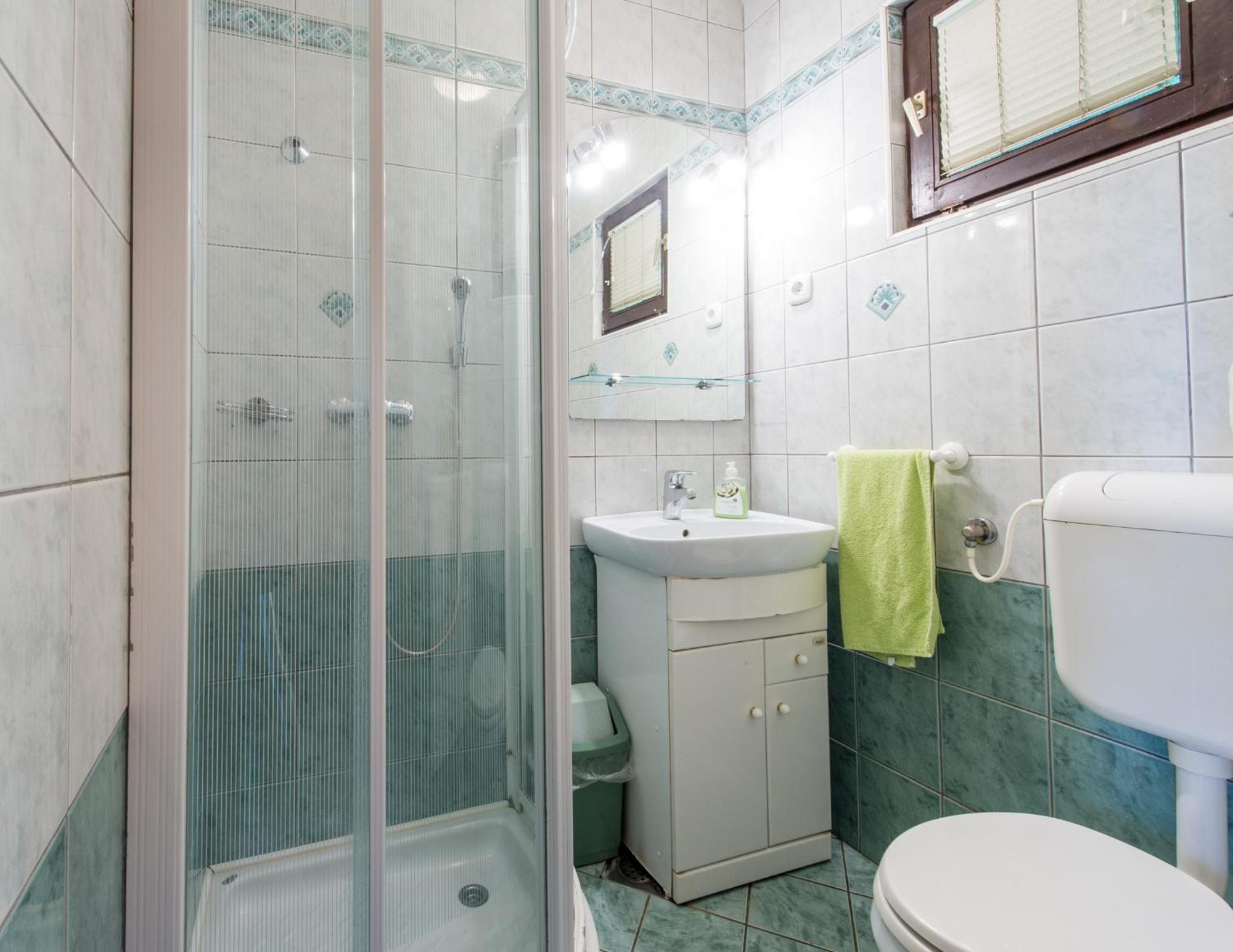 דולנז'סקה טופליסה Apartments Jaka חדר תמונה