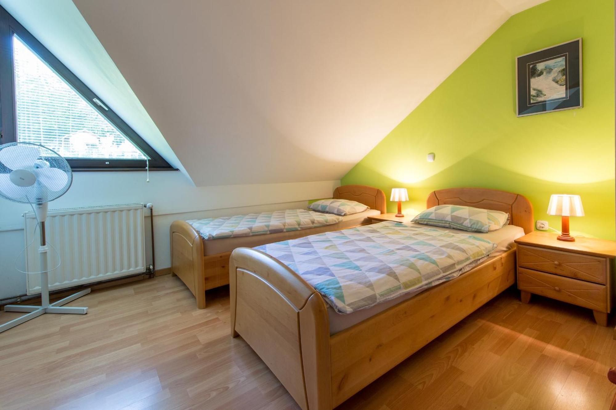 דולנז'סקה טופליסה Apartments Jaka חדר תמונה